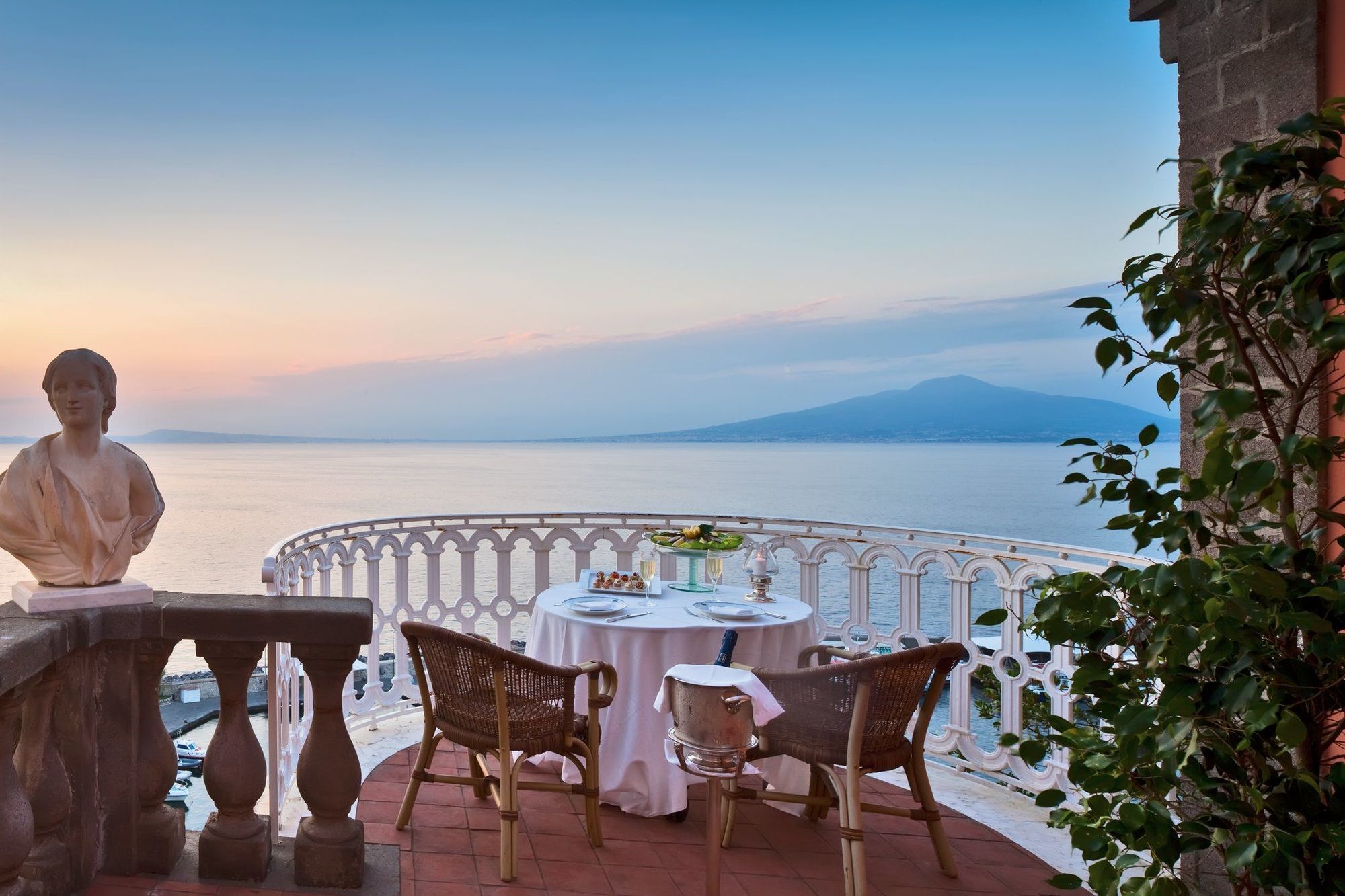 Grand Hotel Excelsior Vittoria Sorrento Exterior foto