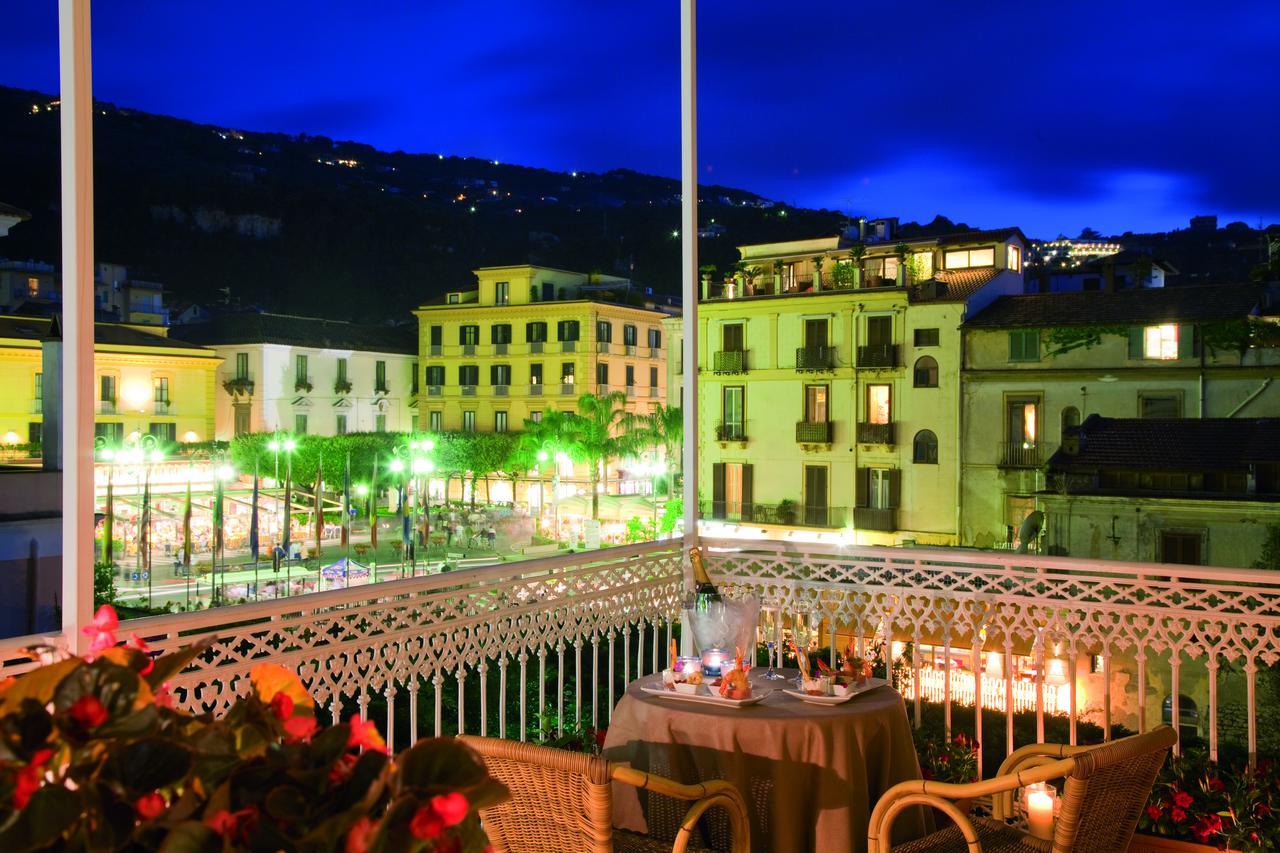 Grand Hotel Excelsior Vittoria Sorrento Exterior foto